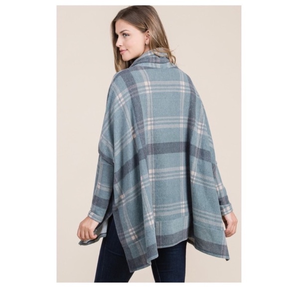 Fuzzy Poncho Top Plaid Dolman Sleeve Slouchy Fit With Cowl Neck and Side Split - Picture 2 of 10
